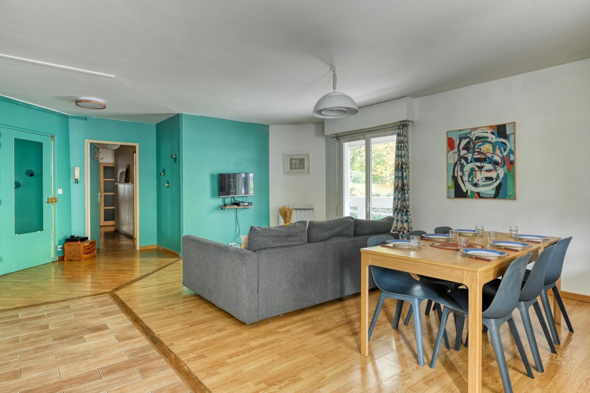 3 Bedroom With Balconies Apartamento *
